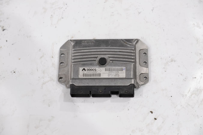 SAFRANE ÇIKMA YEDEK PARÇA MEGAN 2 BENZİNLİ MOTOR BEYNİ